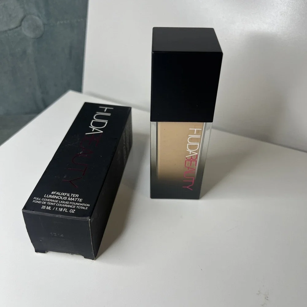 Huda Beauty FauxFilter Luminous Matte Liquid Foundation ~ VANILLA 120B ~ 1.18 oz